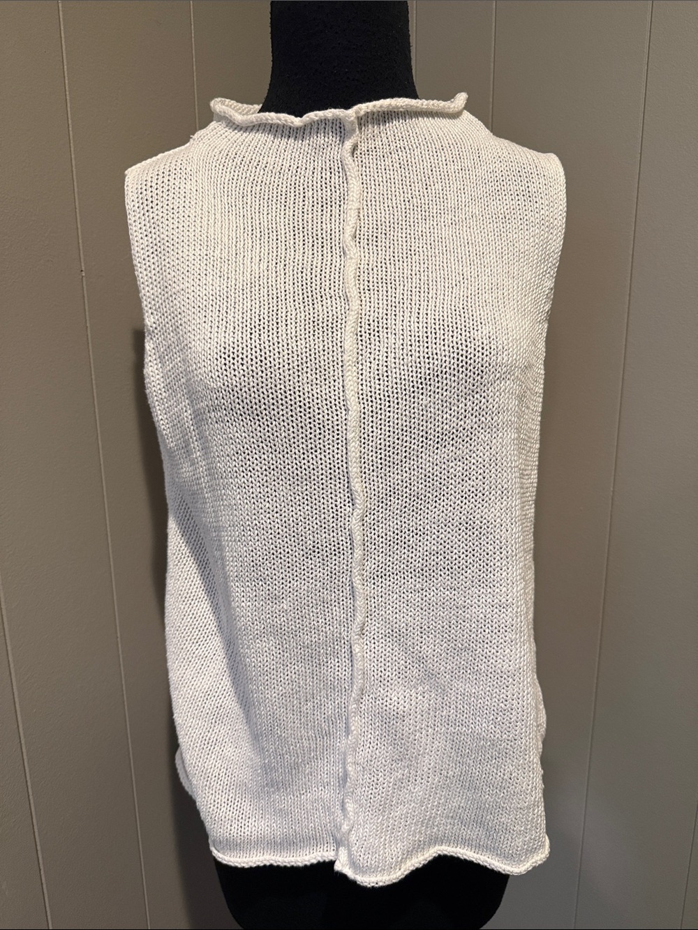 Eileen Fisher Women’s Large Sleeveless Knit Crewneck with Center Seam Detail